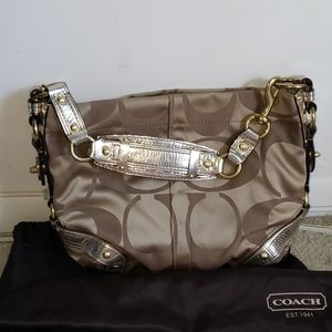 Signature Coach Canvas Shoulder bag